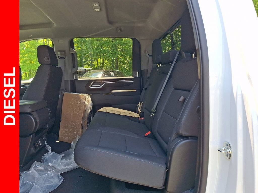 New 2026 Summit White GMC SLE DRW image 6