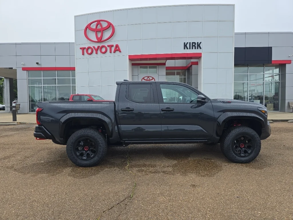 2026 Toyota Tacoma i-FORCE MAX Tacoma TRD Pro