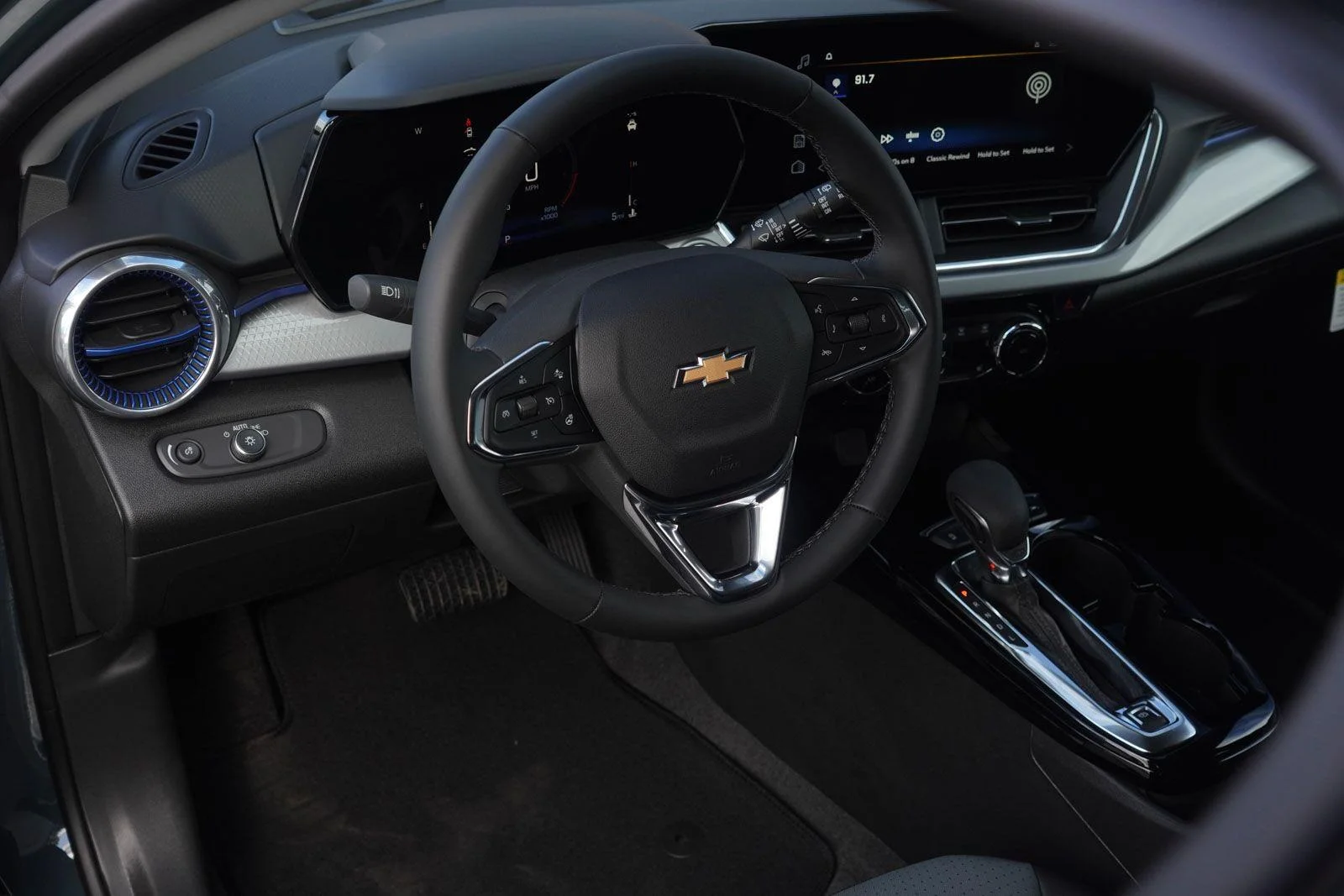 2026 Chevrolet Trax LT - Photo 24