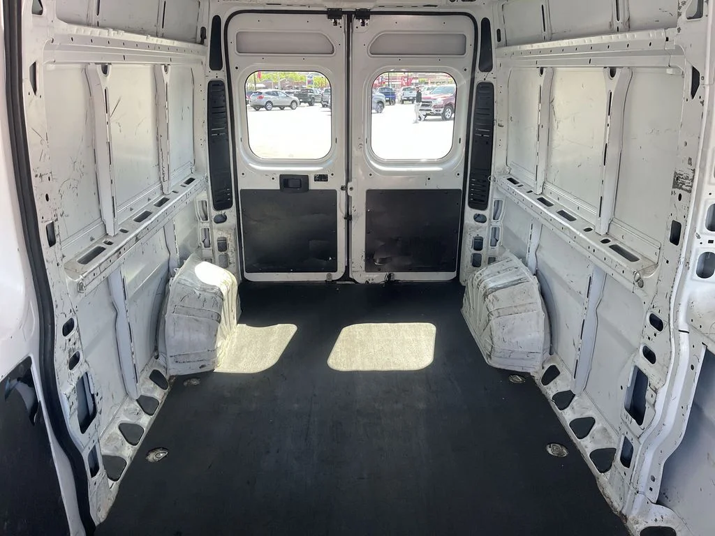 Used 2021 White Ram High Roof image 21