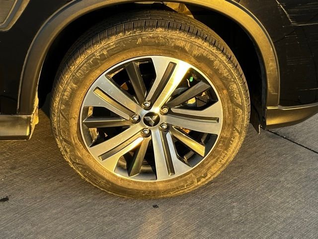 2024 Mitsubishi Outlander Sport ES photo 2