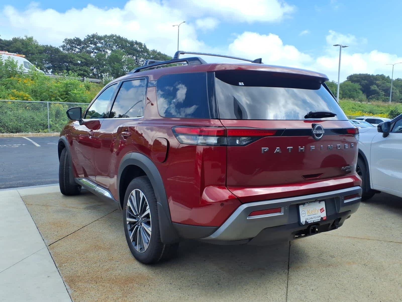 New 2026 Scarlet Ember Tintcoat Nissan Platinum image 4