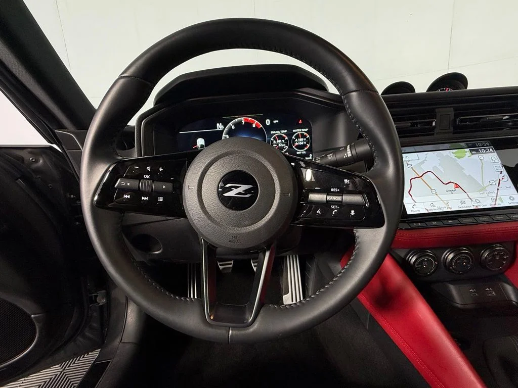 Used 2025 Gray Nissan Performance image 20