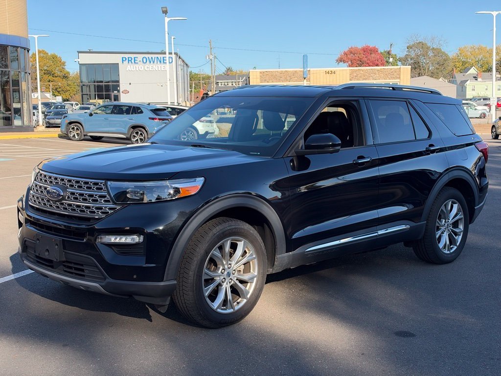 Used 2020 Black Ford Limited image 2
