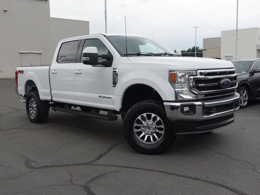 Used 2022 Oxford White Ford Lariat image 4