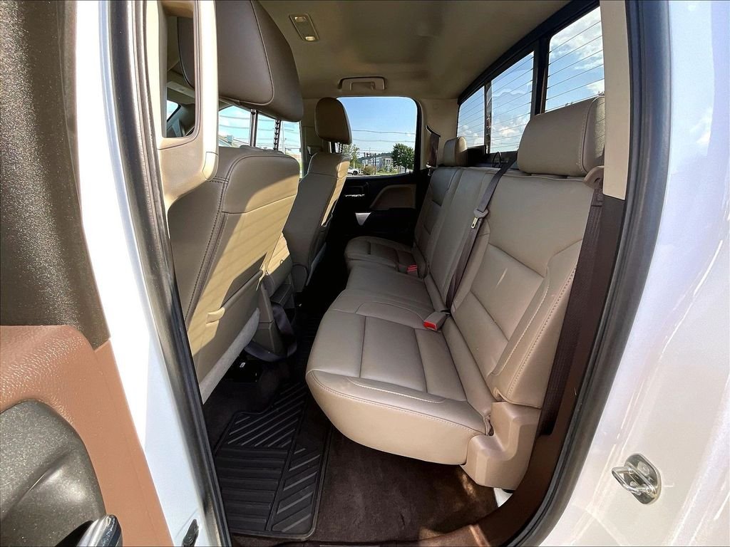 Used 2018 White Chevrolet LTZ image 15