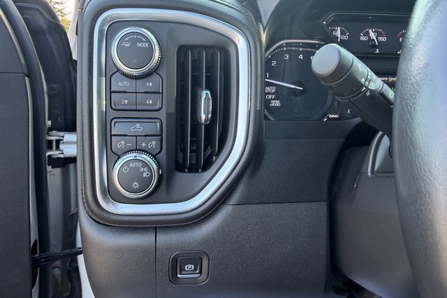 Used 2021 QUICKSILVER METALLIC GMC SLE image 20