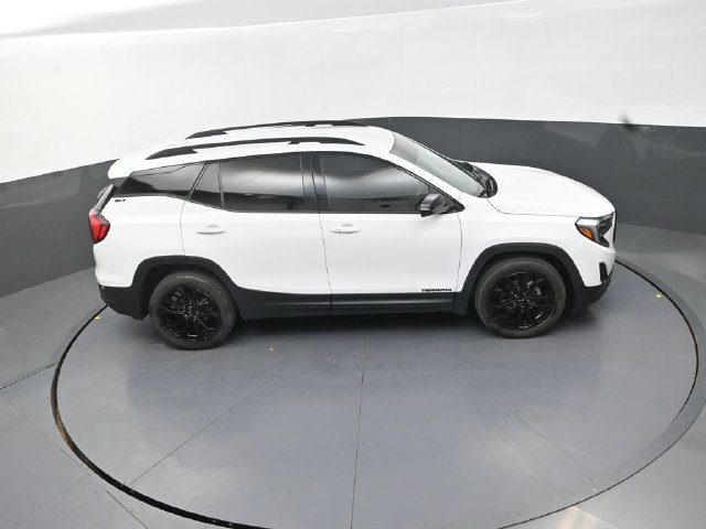 Used 2019 White GMC SLT image 33