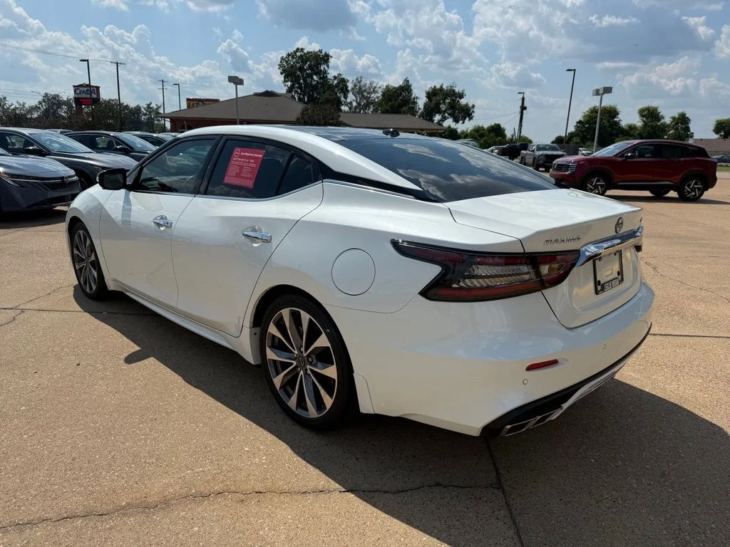 Certified Used 2023 White Nissan Platinum image 3