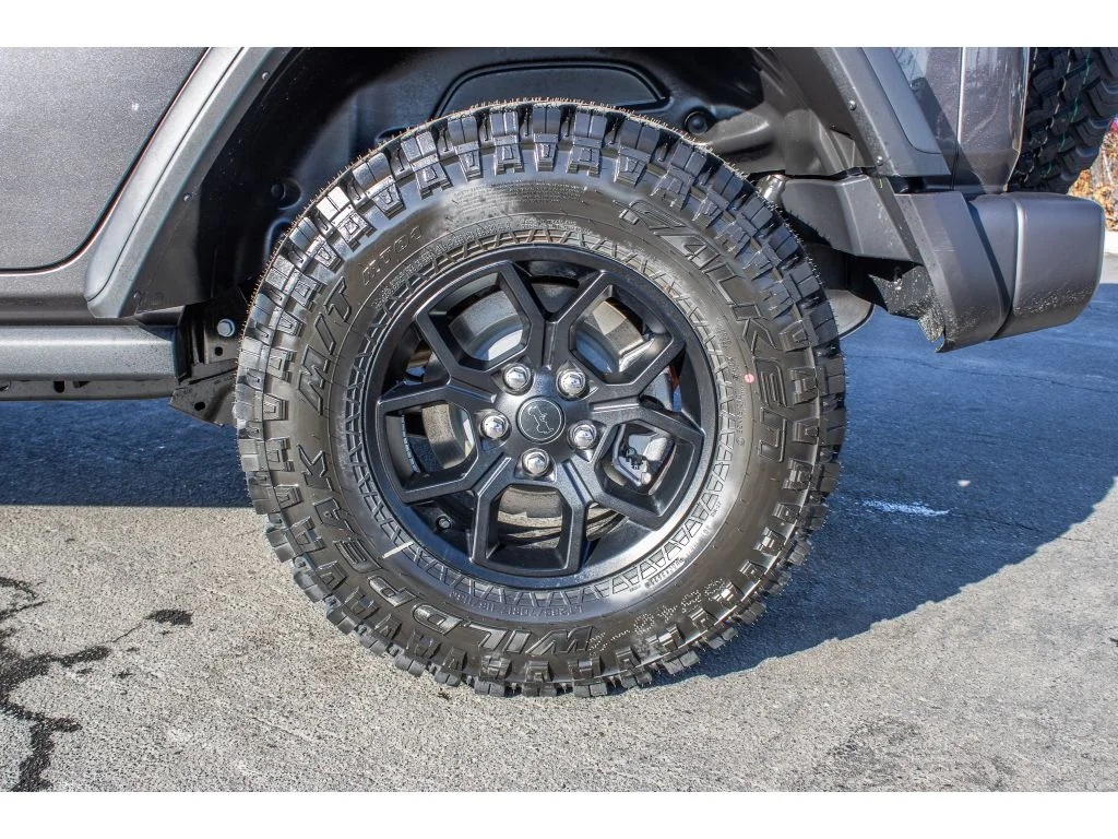 New 2026 Granite Crystal Metallic Clearcoat Jeep Willys image 9