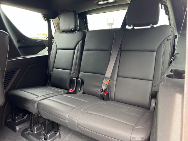 Used 2022 Black Chevrolet Z71 image 31