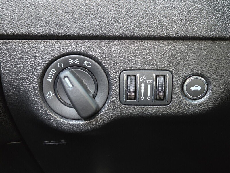 Used 2022 Silver Dodge SXT image 35
