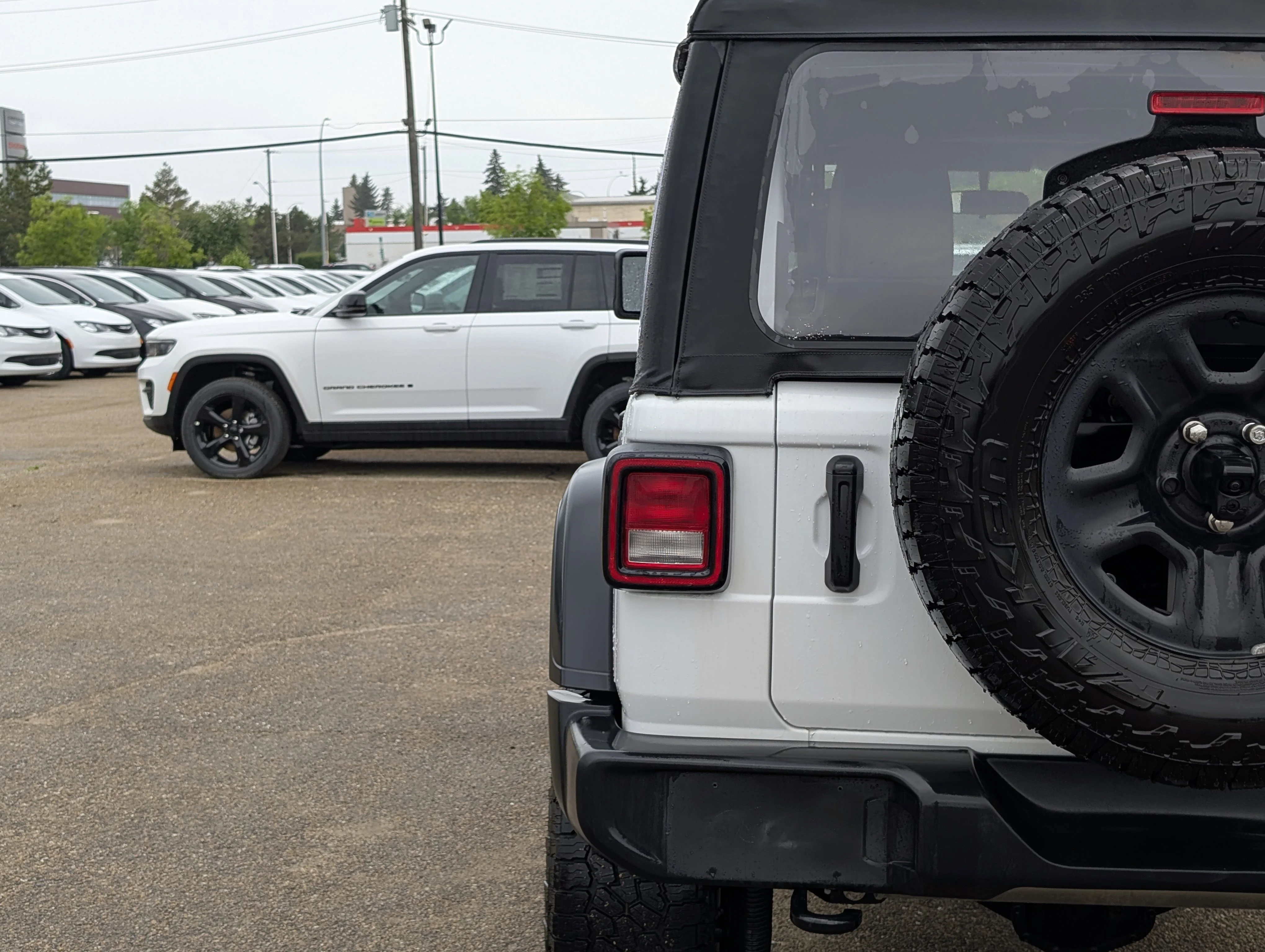 Used 2025 Bright White Jeep Sport image 13