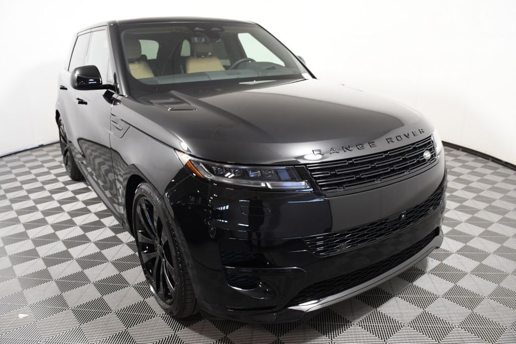 New 2026 Santorini Blk Land Rover Dynamic SE image 9
