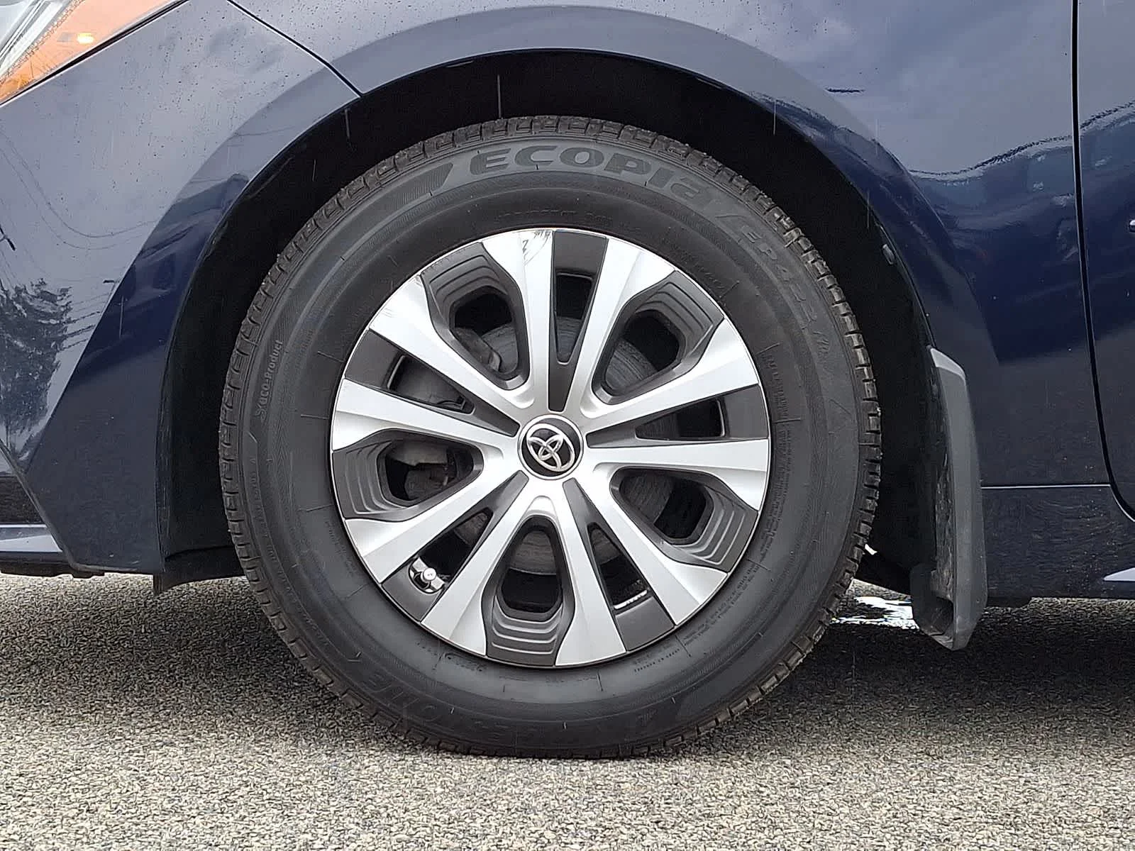 Certified Used 2022 Blueprint Toyota Hybrid LE image 11