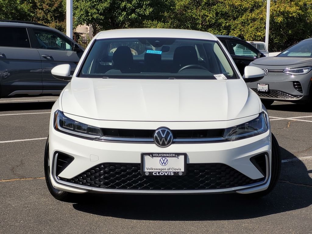 Used 2025 White Volkswagen 1.5T S image 3