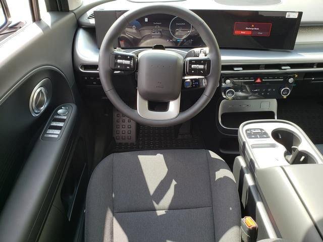 New 2026 White Hyundai SE image 18