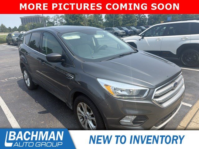 Used 2017 Ford Escape SE with VIN 1FMCU9G90HUB27910 for sale in Louisville, KY