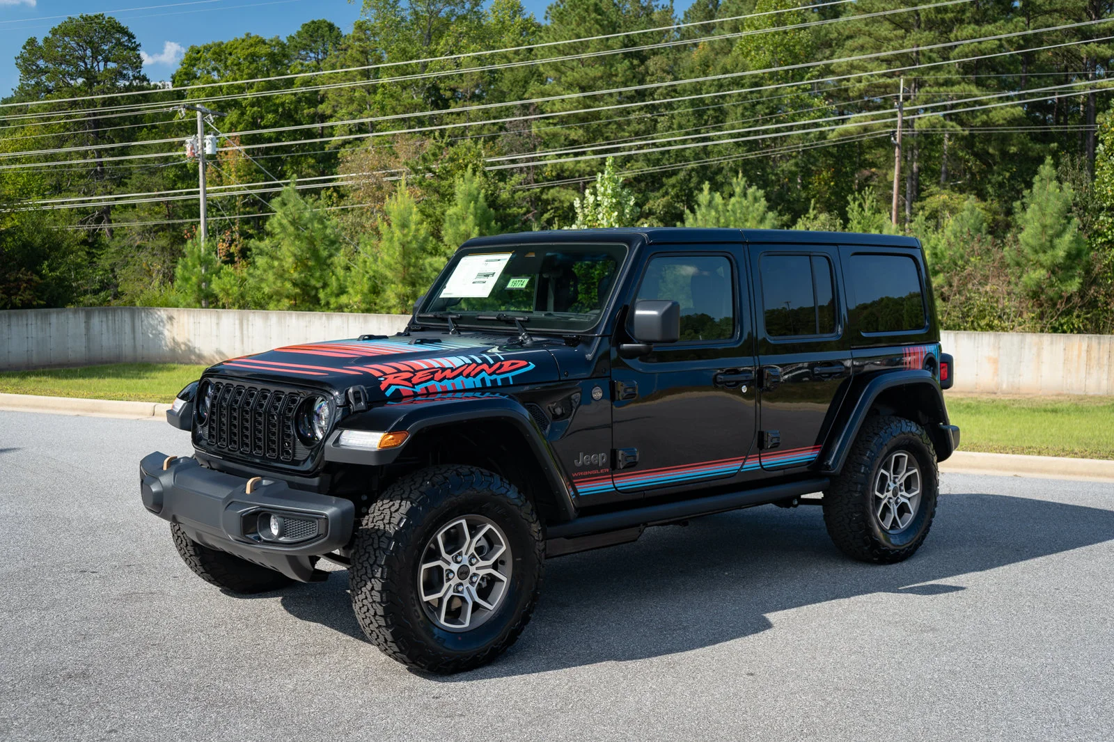 New 2027 Black Clear-Coat Paint Jeep  image 3