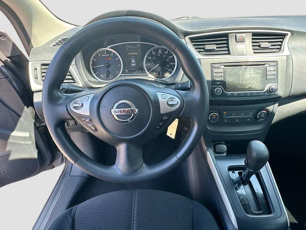 Used 2018 Gray Nissan S image 11