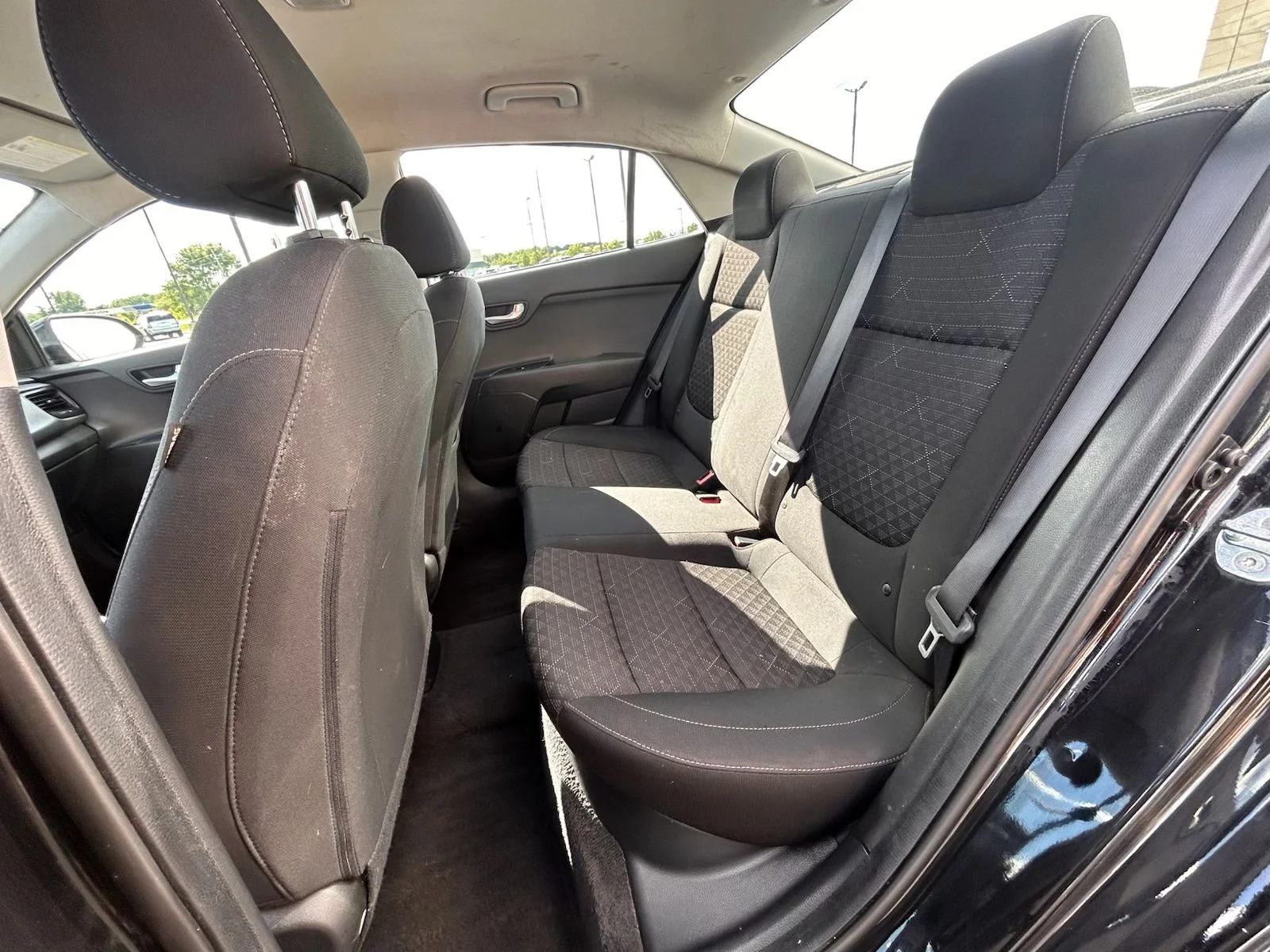 Used 2022 Black Kia LX image 11