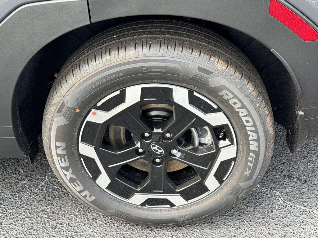 New 2026 Gray Hyundai SEL FWD image 18