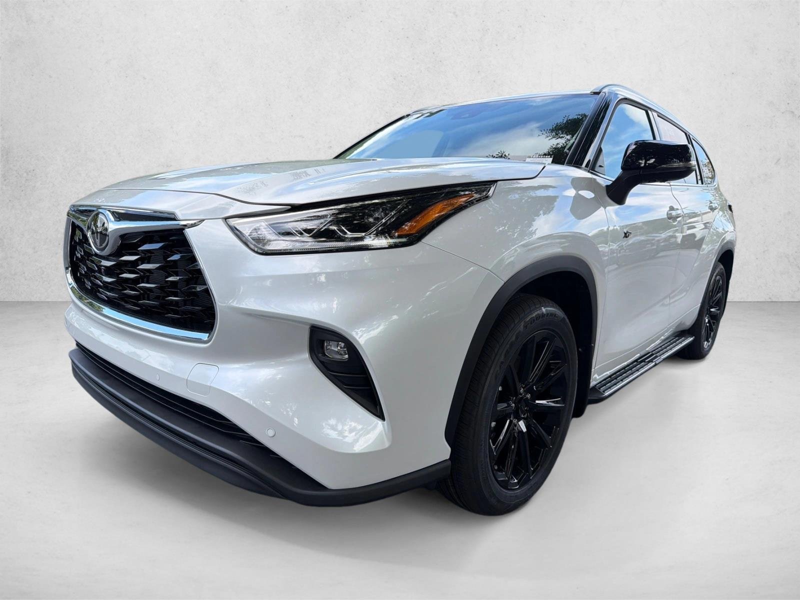 New 2026 Wind Chill Pearl Toyota Limited image 7