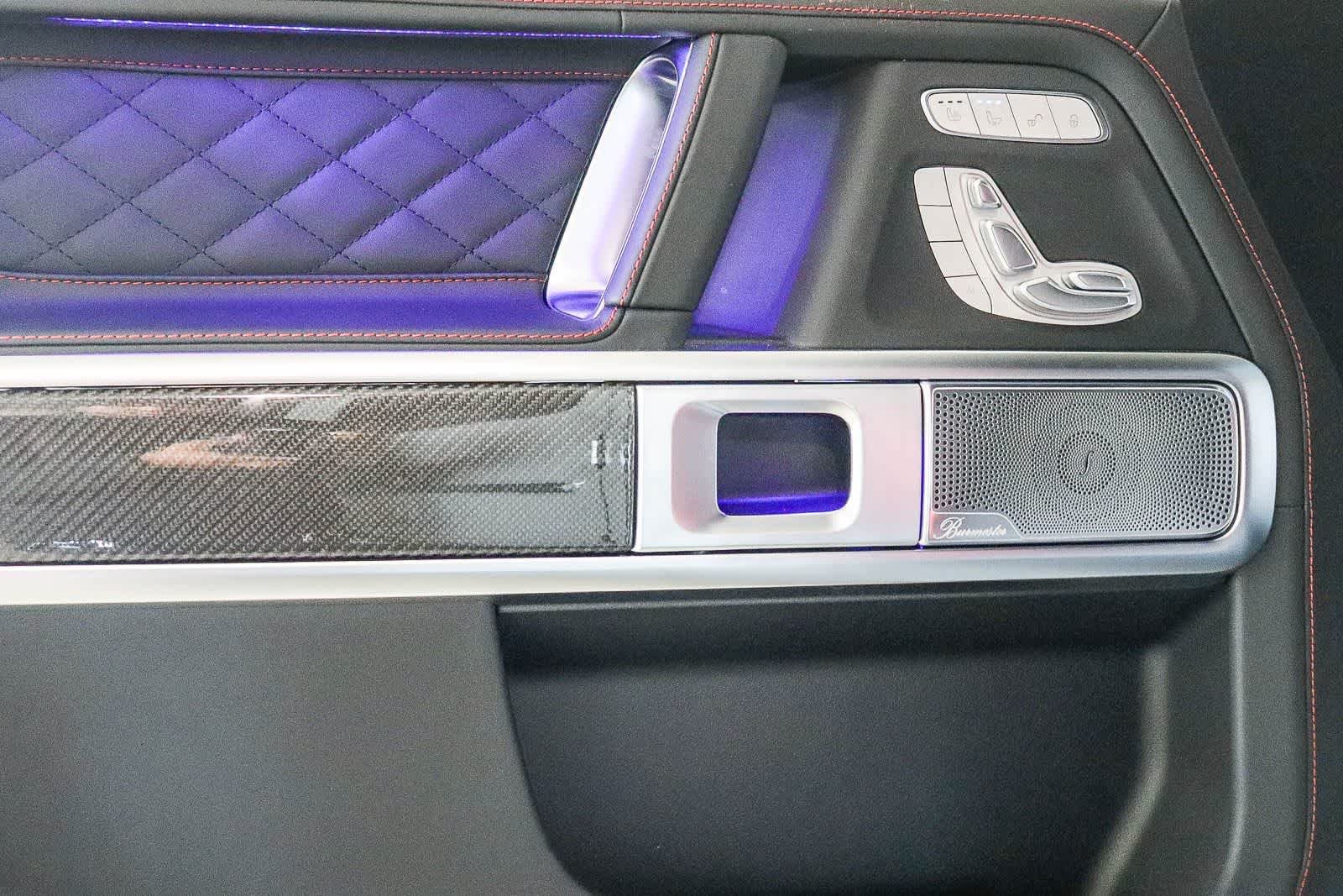 New 2027 MANUFAKTUR Arabian Grey Non- Metallic Mercedes-Benz AMG® G 63 image 27