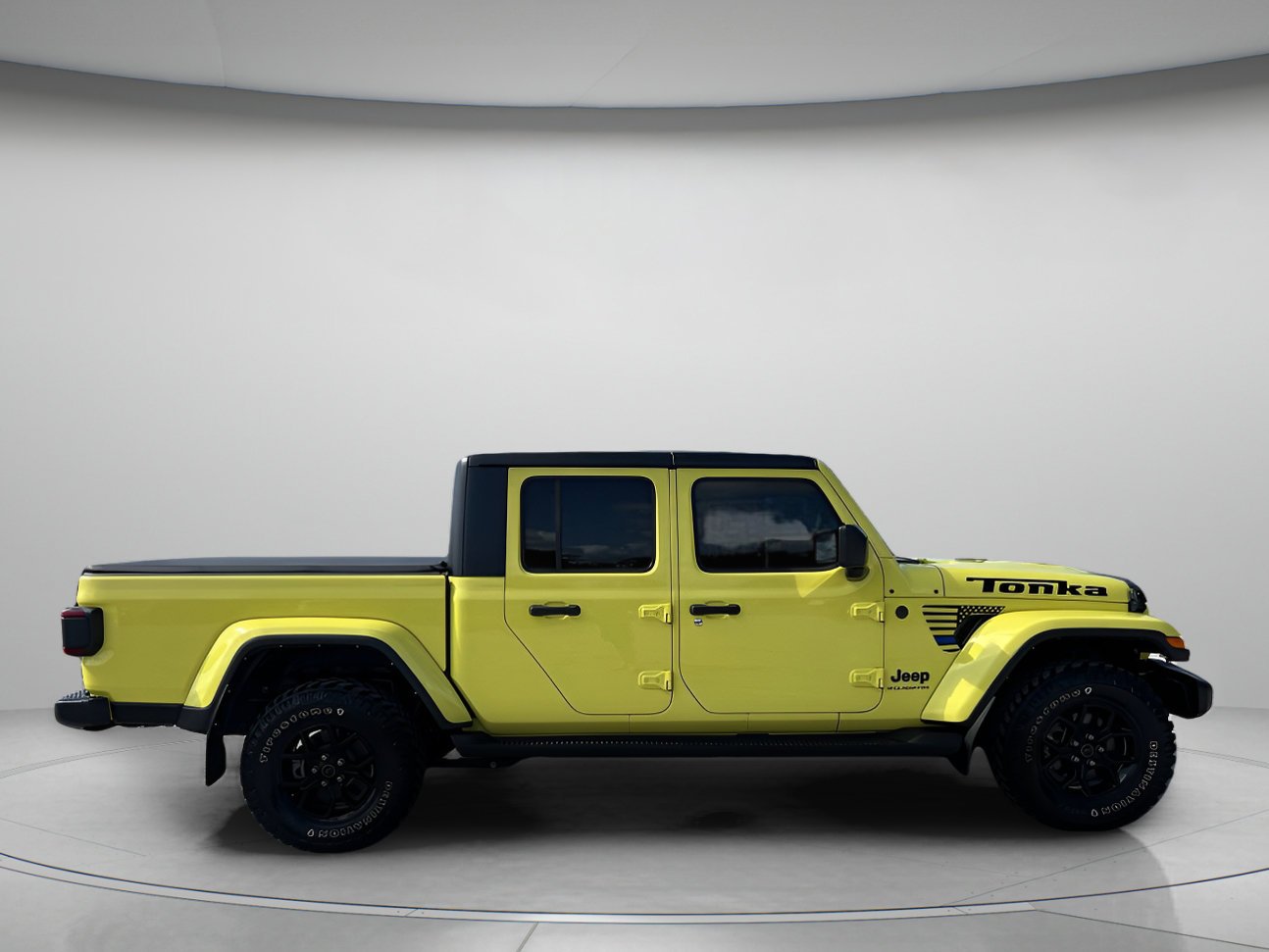 Used 2024 High Velocity Clearcoat Jeep Willys image 2