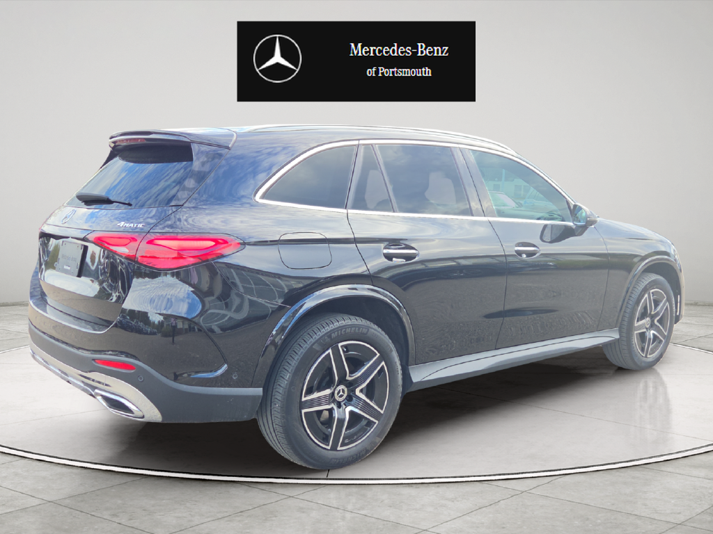 Used 2023 Black Mercedes-Benz GLC 300 image 5
