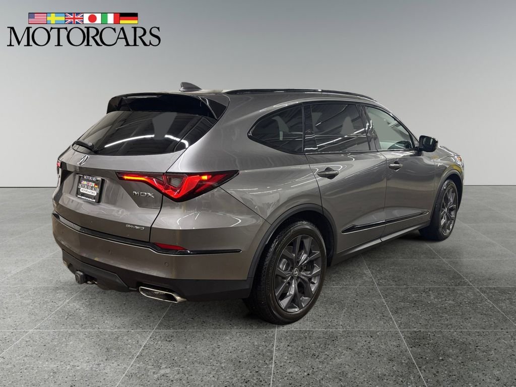 Used 2023 Liquid Carbon Metallic Acura A-Spec image 3