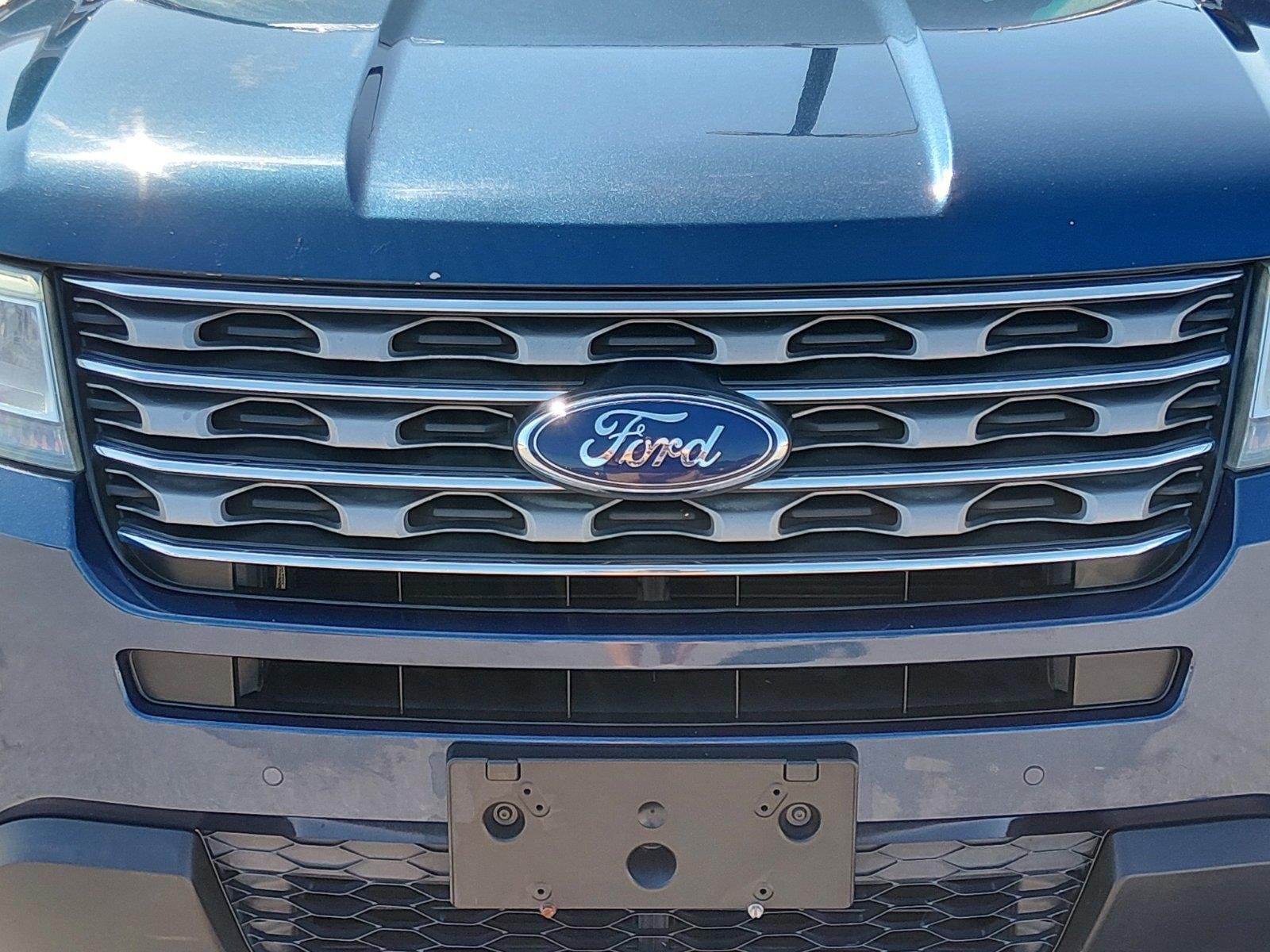 Used 2016 Blue Jeans Ford XLT image 9