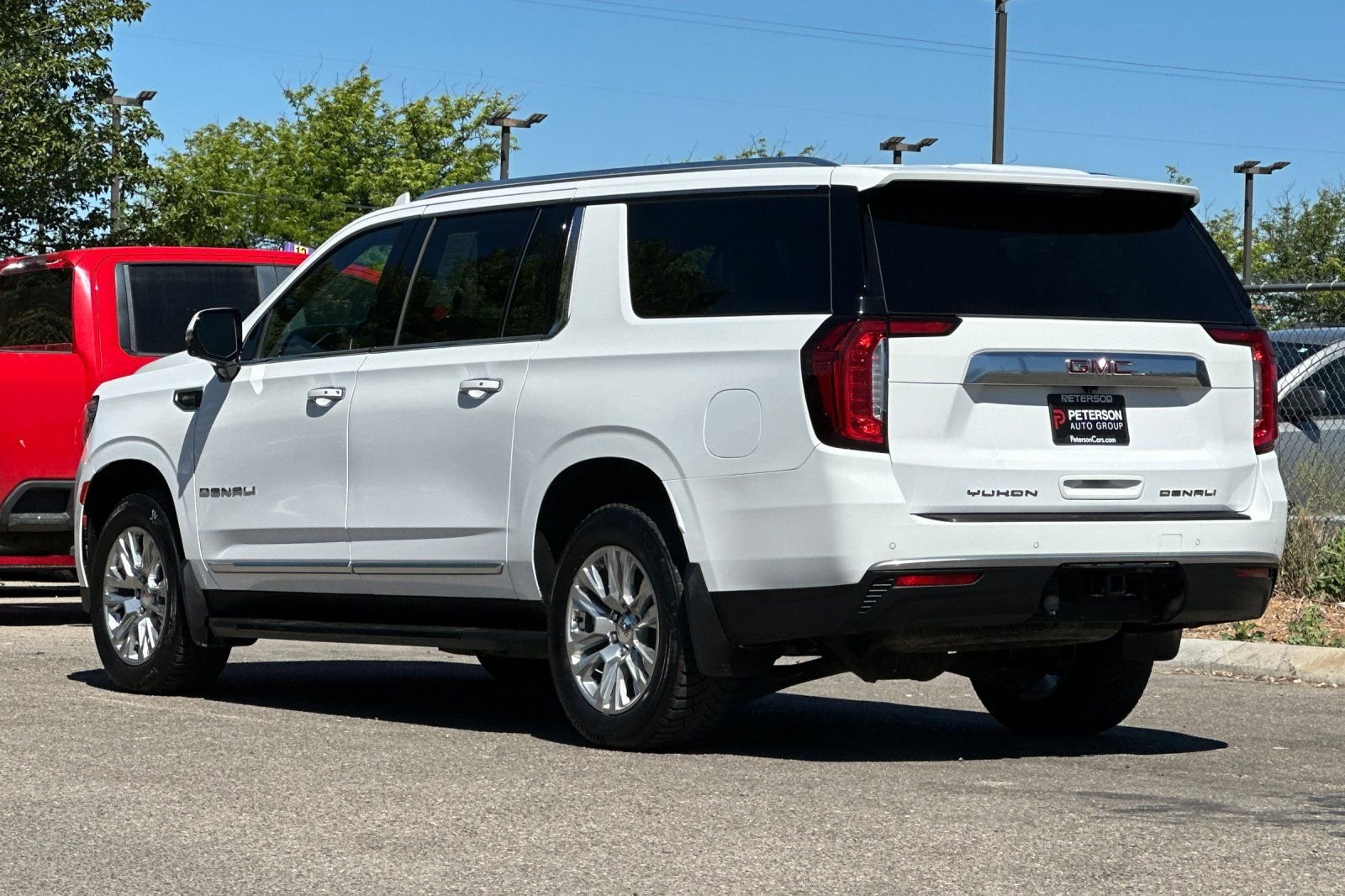 2024 GMC Yukon XL Denali - Photo 6