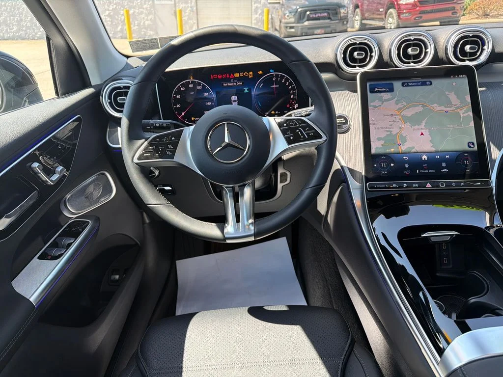 Used 2026 Gray Mercedes-Benz GLC 350e image 21