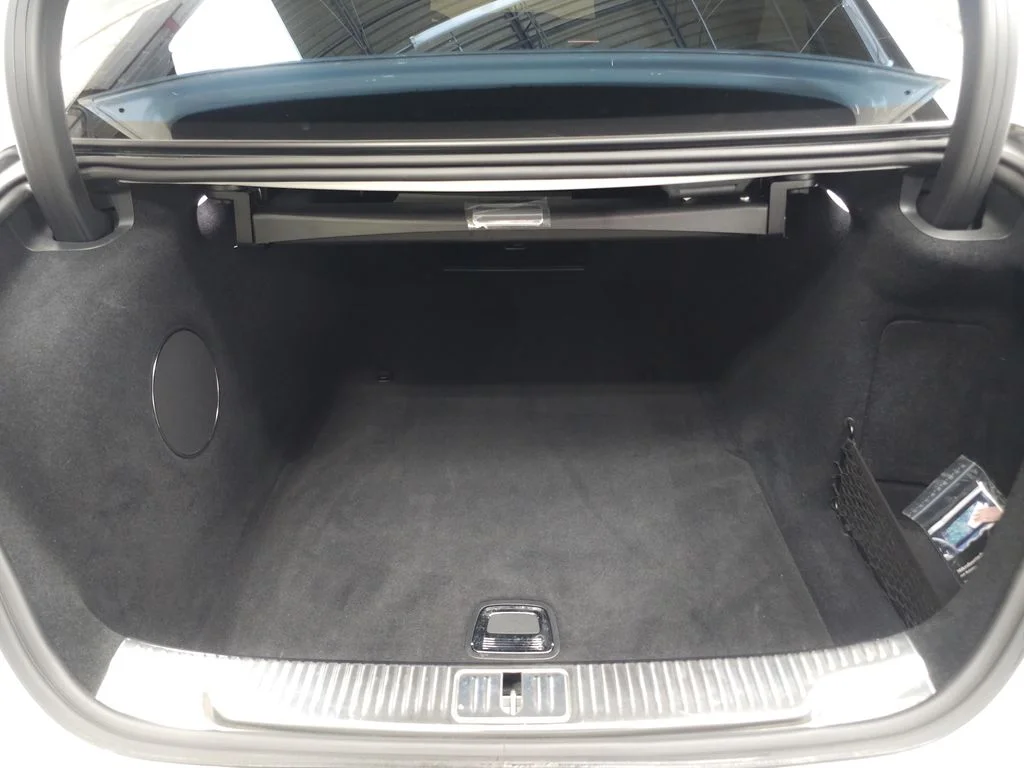 Used 2023 MANUFAKTUR Diamond White Mercedes-Benz S 580 image 34
