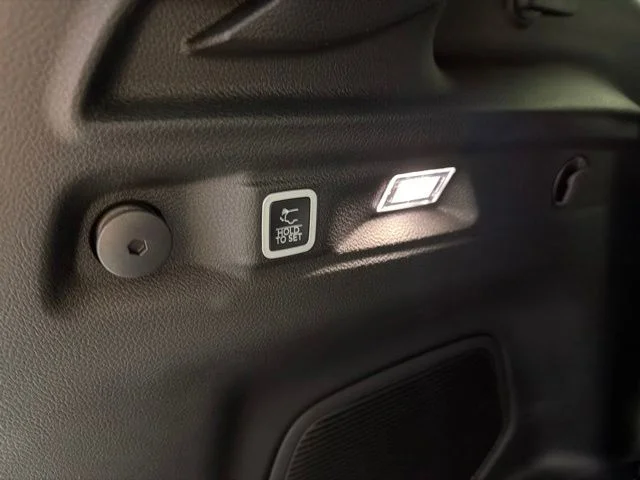 New 2026 White/off-white Jeep Limited image 11