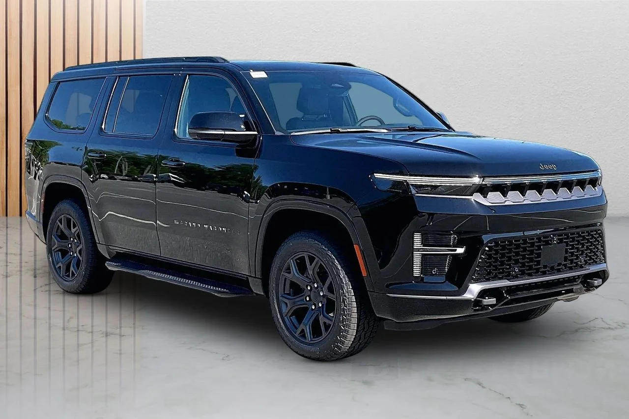 New 2026 High Gloss Black Exterior Paint Jeep Upland image 2