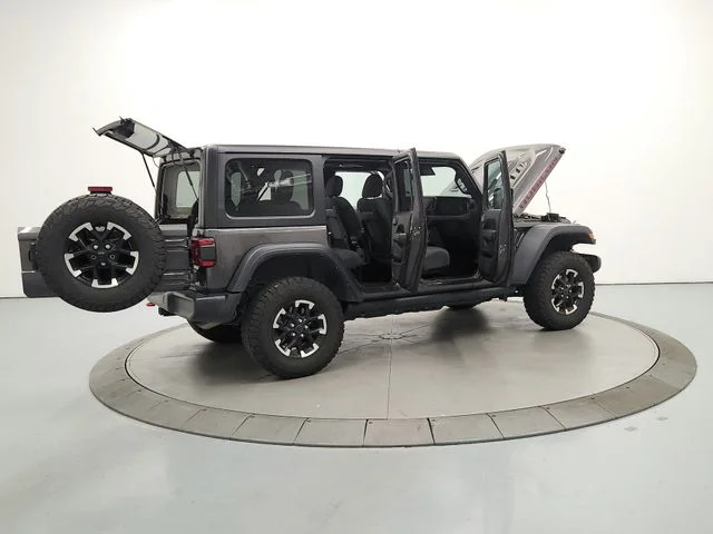 Used 2025 Gray Jeep Rubicon image 16
