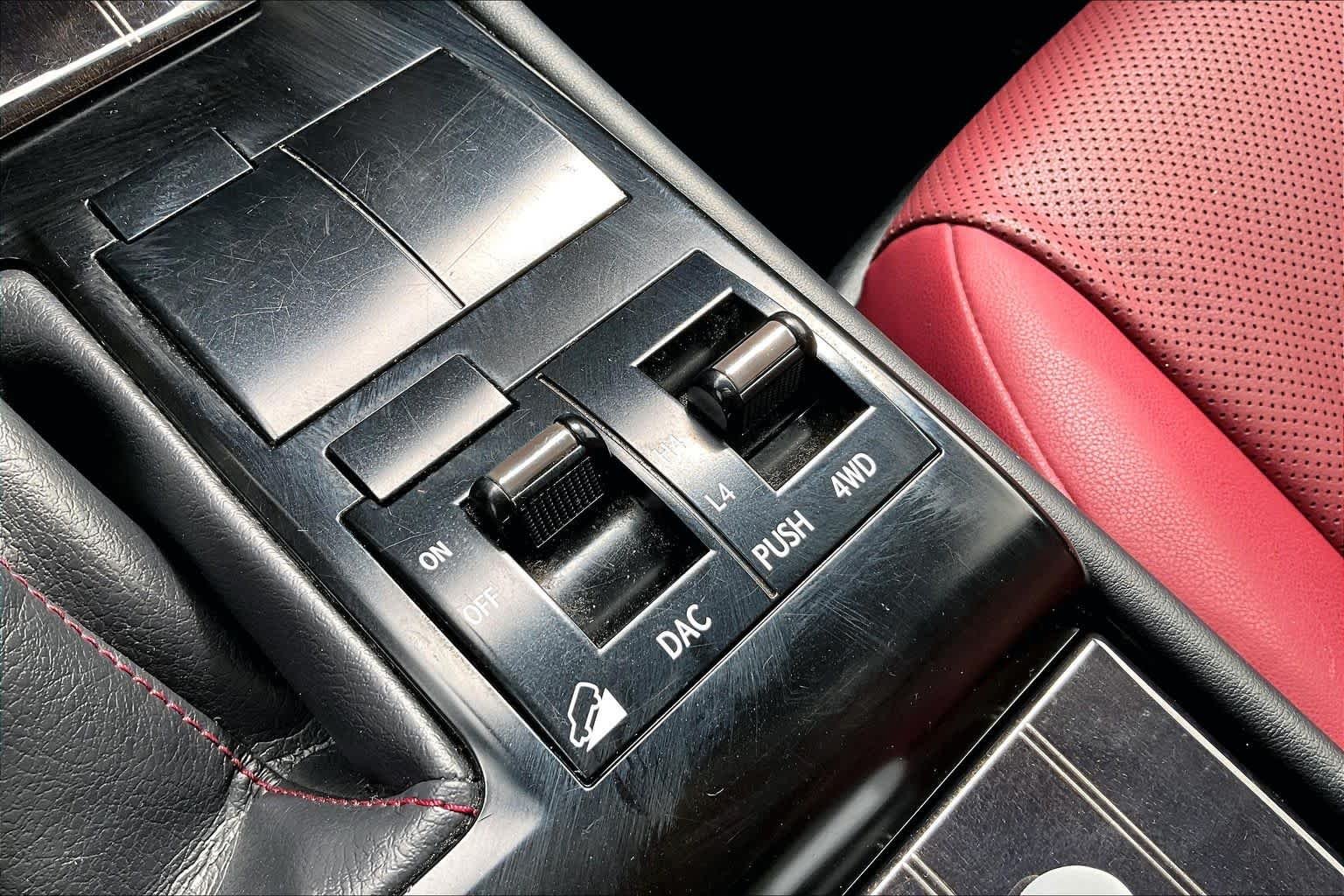 Used 2020 Starfire Pearl Lexus Premium image 32
