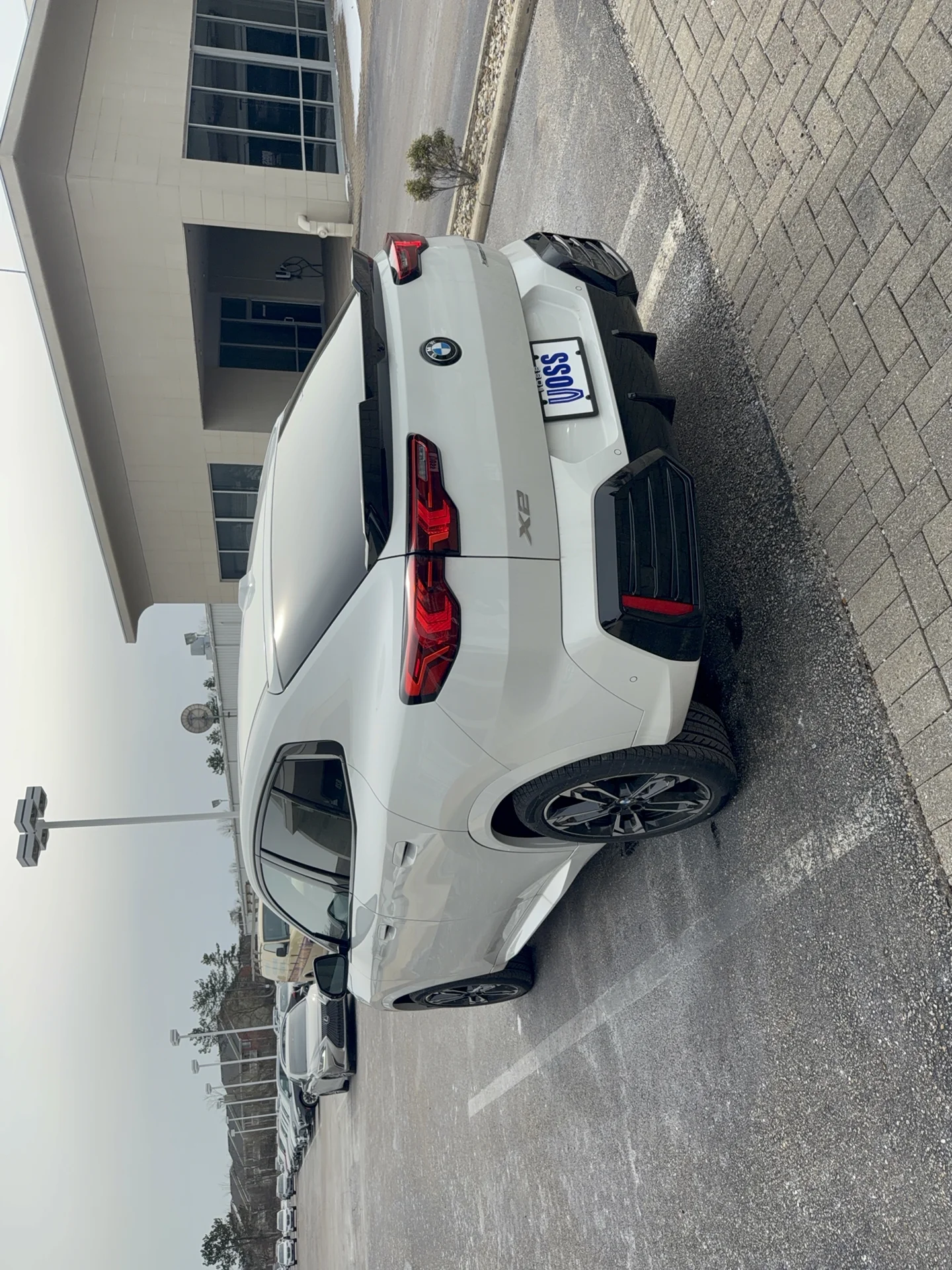 New 2026 Alpine White BMW xDrive28i image 5