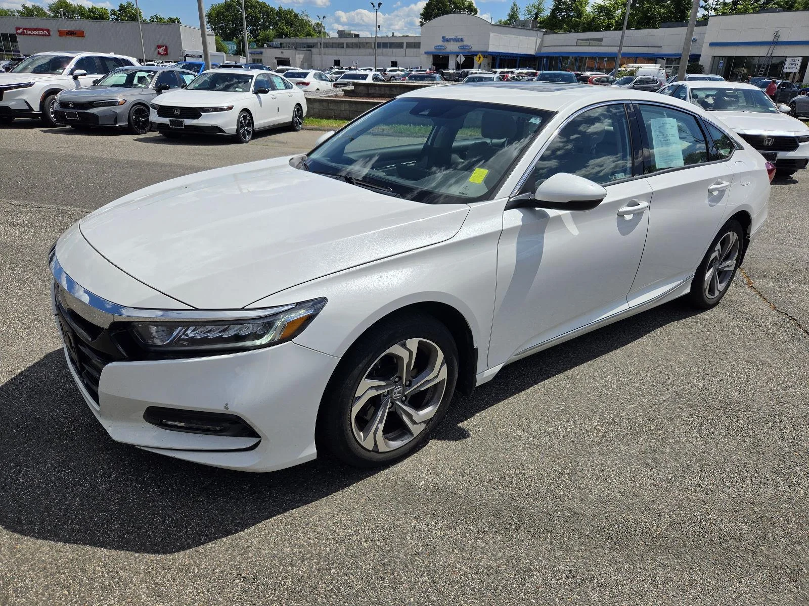 Used 2018 Champagne Frost Pearl Honda EX-L Navi 2.0T image 3
