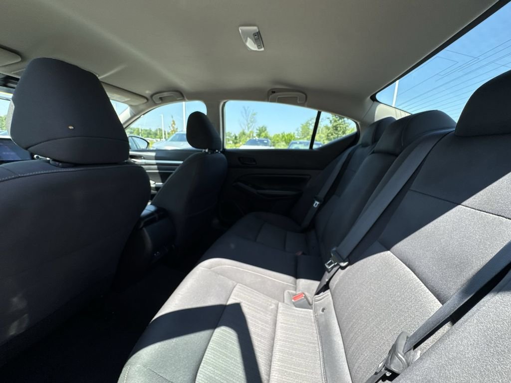 Certified Used 2023 Silver Nissan 2.5 SV image 25