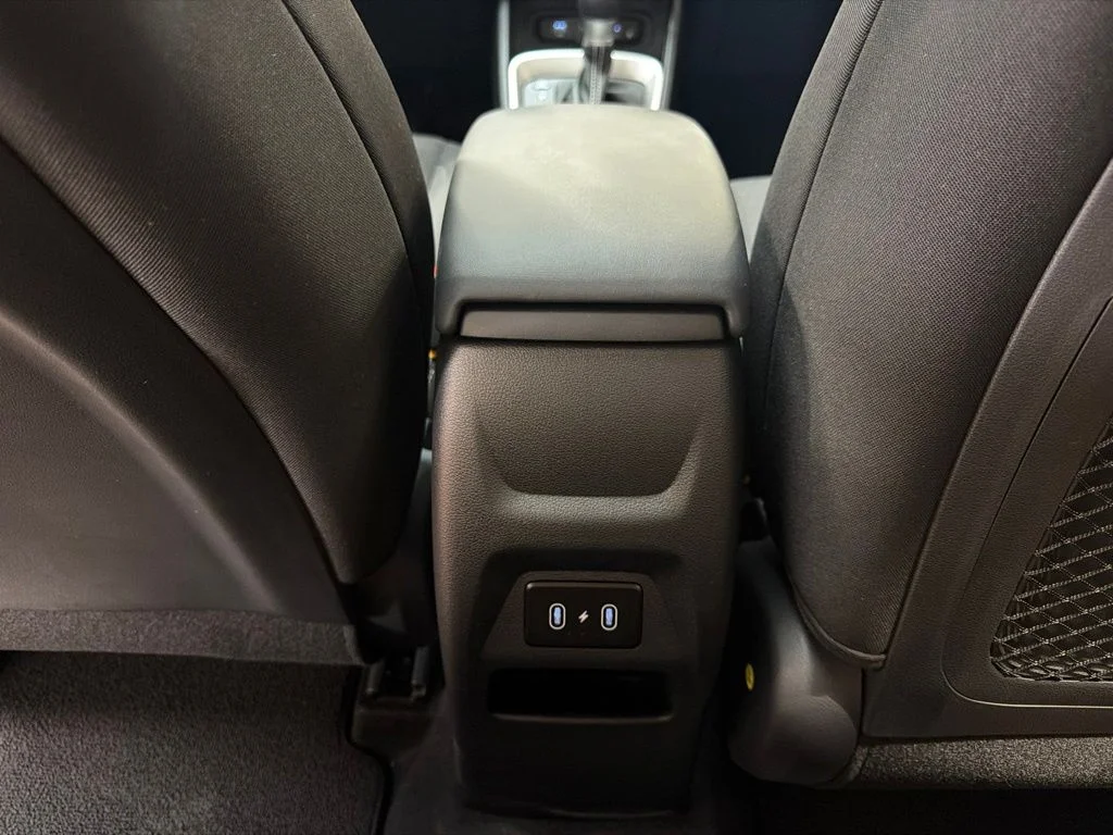 New 2026 Onyx Black Hyundai SEL image 18