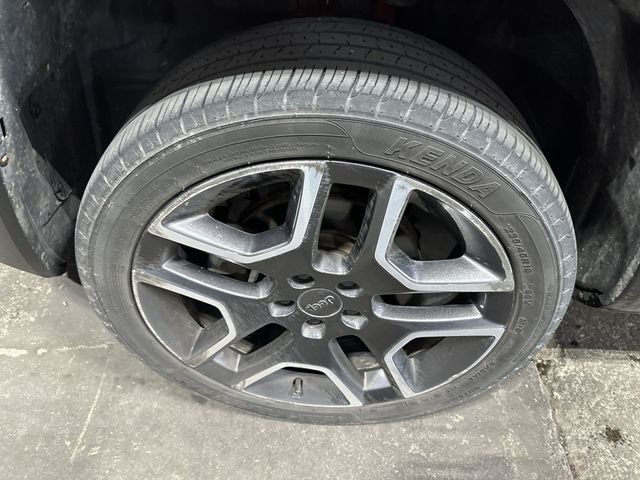 Used 2021 Red Jeep Sport image 23