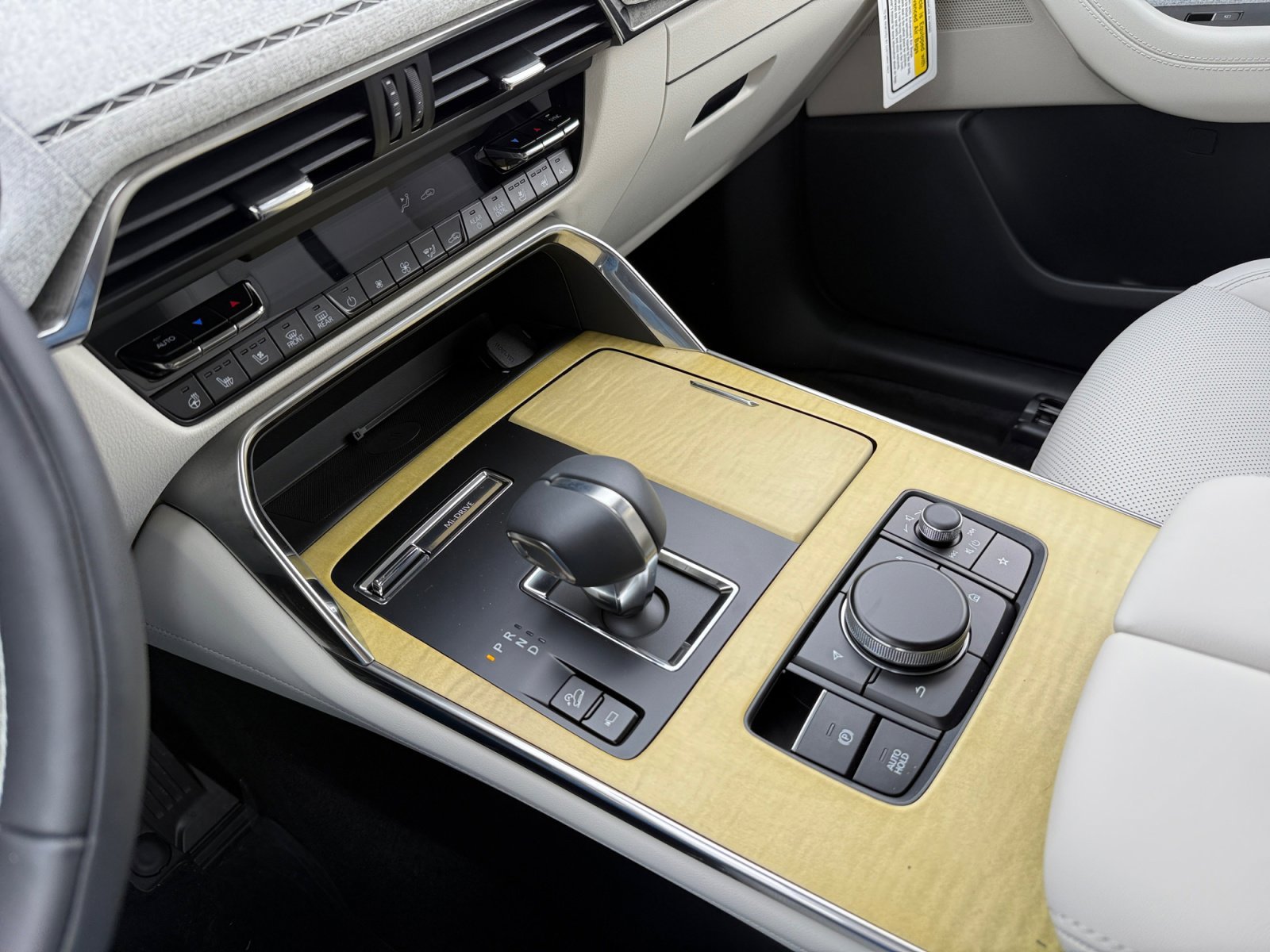 2026 Mazda CX-90 Premium Plus Package - Photo 13