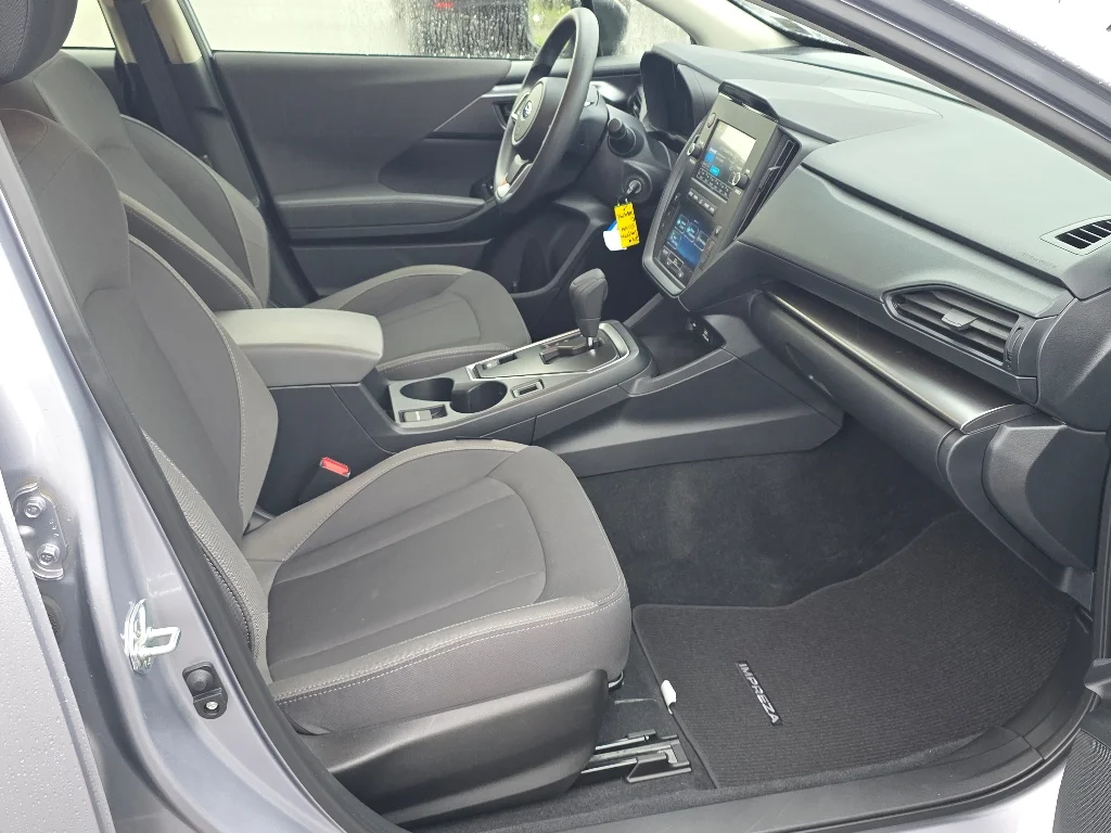 Used 2024 Ice Silver Metallic Subaru  image 22