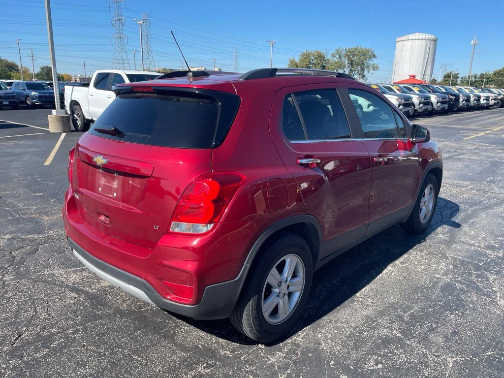 Used 2020 Red Chevrolet LT image 5