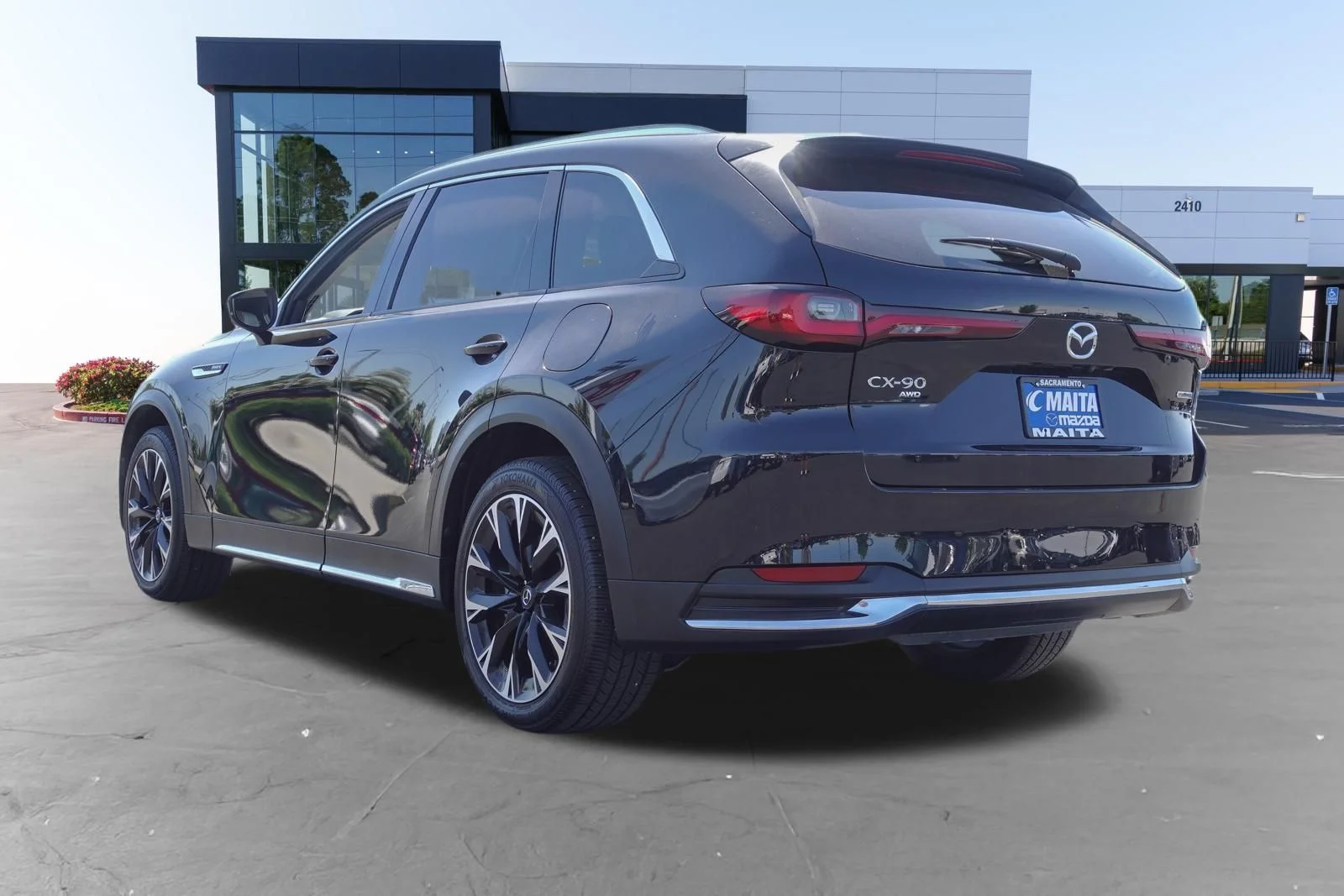 Certified Used 2024 Jet Black Mica Mazda Premium image 7