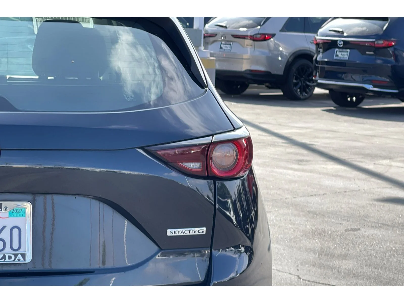 Used 2021 Jet Black Mica Mazda Sport image 17