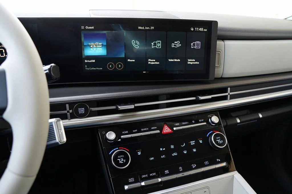 2025 Hyundai Santa Fe SEL - Photo 12